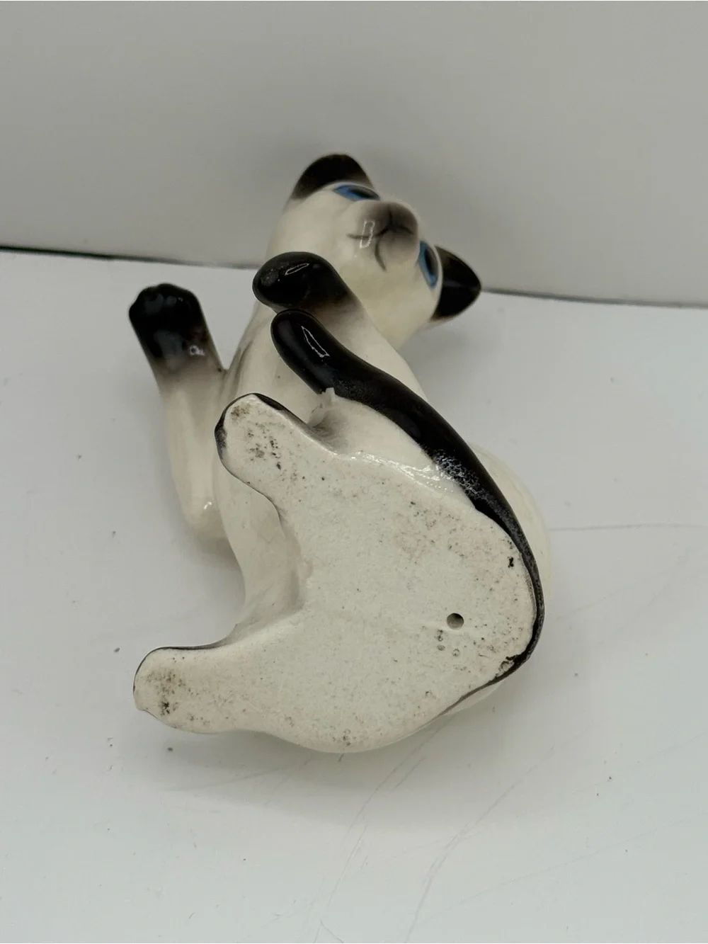 Vintage Siamese Cat Figurine~Ceramic
